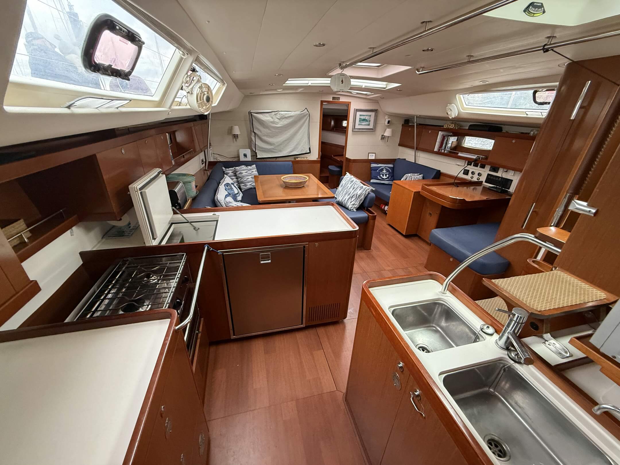 Attonment - 2011 Beneteau Oceanis 54